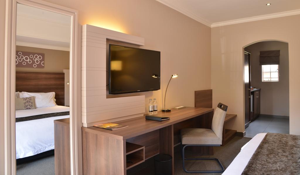 Birchwood Hotel And Or Tambo Conference Centre Boksburg Kültér fotó